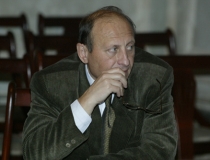 2005_77